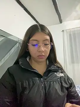 Sara-cooper2 online show from 04/24/26, 02:58