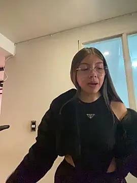 Sara-cooper2 online show from 06/11/26, 02:59