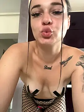 Baby Eva23 online show from 09/14/25, 10:58