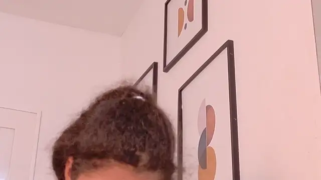 shyblacksweetiee online show from 04/15/26, 03:02