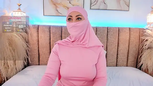 azza   online show from 09/19/25, 11:55