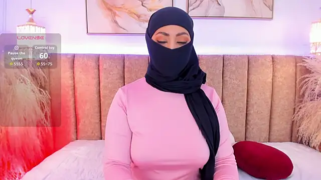 azza   online show from 09/25/25, 12:09