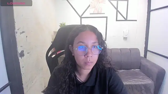 Noahsmitth  online show from 10/04/25, 08:07