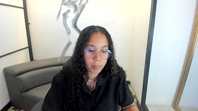 Noahsmitth  online show from 10/06/25, 07:44