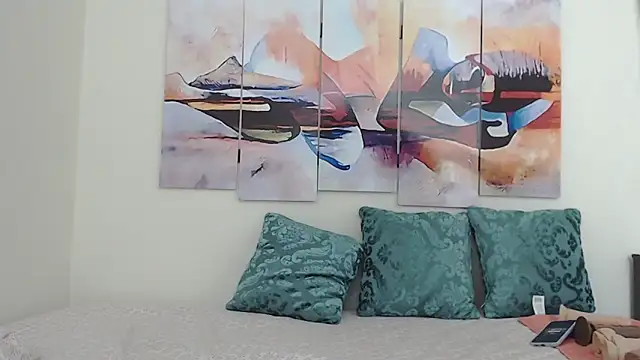 FLAKIS18 online show from 04/22/26, 10:00