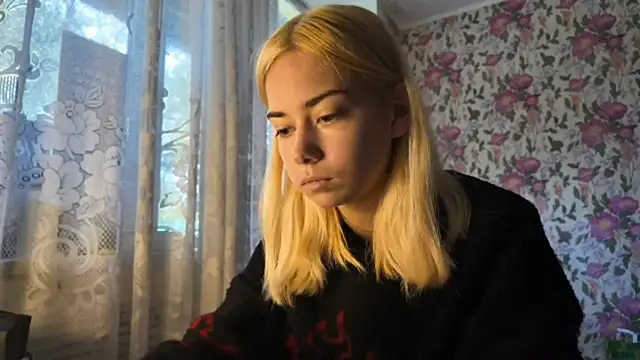 Witching Moon online show from 09/29/25, 06:18