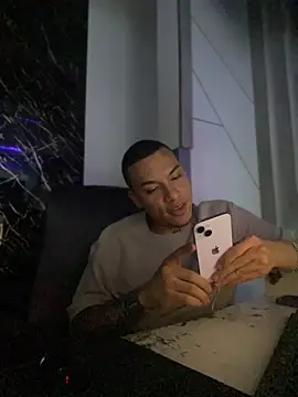 AlphaMasterXxx online show from 10/01/25, 02:17