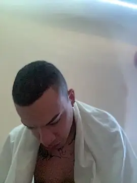 AlphaMasterXxx online show from 10/02/25, 03:08