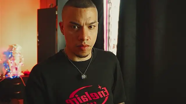 AlphaMasterXxx online show from 03/25/26, 08:37