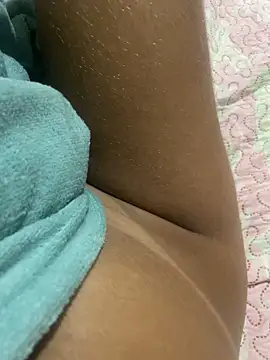 Snapshot of casadinha20 chatting on 03/25/26, 03:56 casadinha20 online show from 03/25/26, 03:56