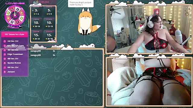 Snapshot of ithuriella chatting on 10/25/25, 02:08 ithuriella online show from 10/25/25, 02:08