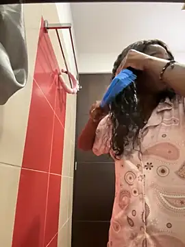 EmilyKisx online show from 10/08/25, 01:31