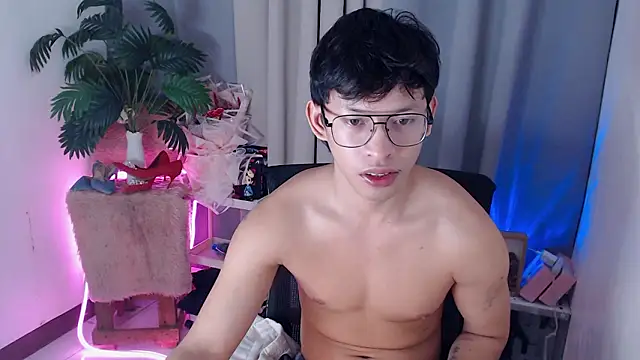 pinkcock froi2305 online show from 03/18/26, 03:53