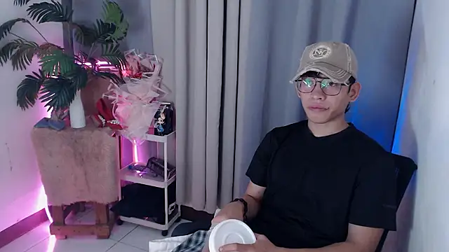 pinkcock froi2305 online show from 03/23/26, 05:11