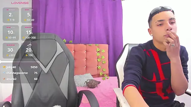 Aisha andy online show from 09/20/25, 02:01