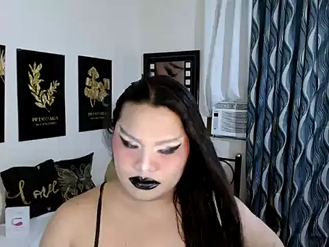 TSbrianaHugeCock online show from 12/22/25, 03:09