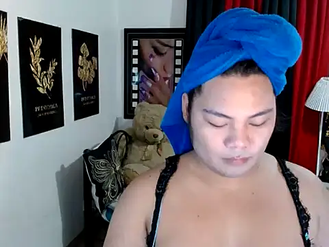 TSbrianaHugeCock online show from 04/24/26, 02:30