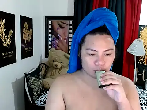 Snapshot of TSbrianaHugeCock chatting on 06/10/26, 03:11 TSbrianaHugeCock online show from 06/10/26, 03:11