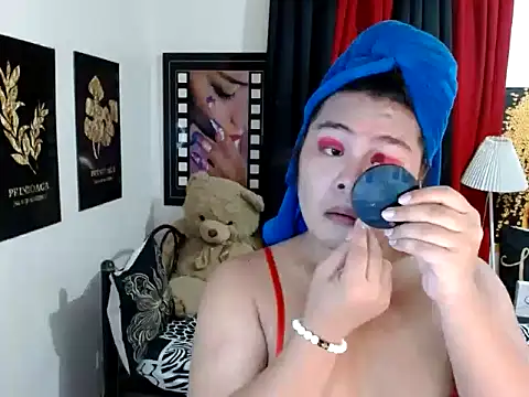Snapshot of TSbrianaHugeCock chatting on 06/11/26, 02:37 TSbrianaHugeCock online show from 06/11/26, 02:37
