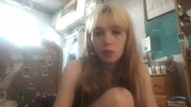 Snapshot of danceissex chatting on 09/11/25, 07:36 danceissex online show from 09/11/25, 07:36