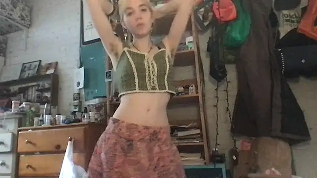 Snapshot of danceissex chatting on 09/24/25, 06:55 danceissex online show from 09/24/25, 06:55