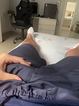 Novinho16cmz online show from 09/22/25, 03:47