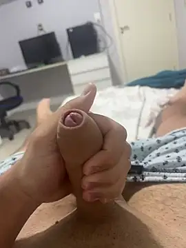 Novinho16cmz online show from 02/02/26, 02:21