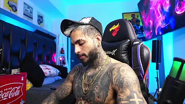 logan hugh8 online show from 03/02/26, 05:19