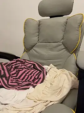 Snapshot of coco-o chatting on 09/17/25, 03:14 coco-o online show from 09/17/25, 03:14