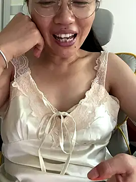 Snapshot of coco-o chatting on 09/19/25, 08:49 coco-o online show from 09/19/25, 08:49