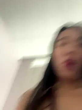 luluya1314 online show from 11/30/25, 03:21