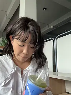 luluya1314 online show from 04/07/26, 08:37