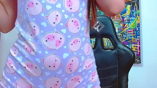 Lea Deluc online show from 04/15/26, 09:38