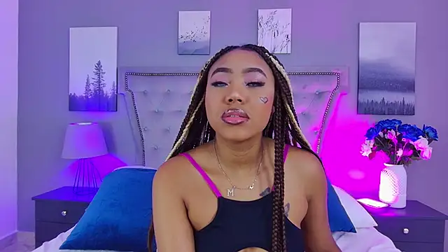 Snapshot of AngelaRoberts chatting on 11/20/25, 04:56 AngelaRoberts online show from 11/20/25, 04:56