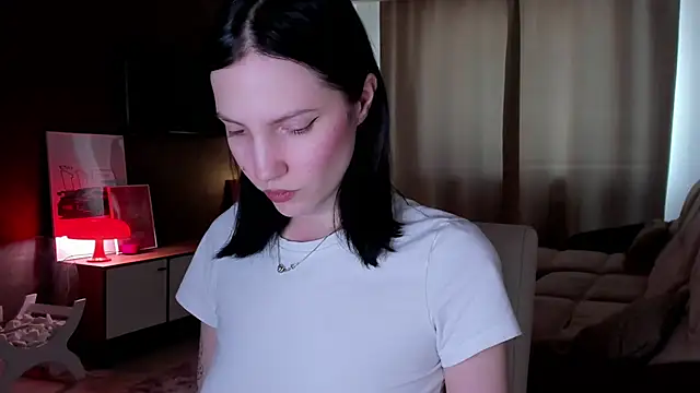 AdeleShinemm online show from 04/29/26, 05:00