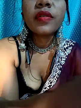 Snapshot of Horny_Ishika chatting on 10/30/25, 10:32 Horny Ishika online show from 10/30/25, 10:32