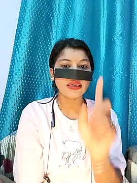 Snapshot of Horny_Ishika chatting on 11/18/25, 05:34 Horny Ishika online show from 11/18/25, 05:34