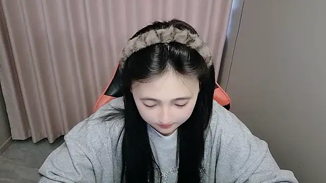 xxz98 online show from 04/21/26, 09:37