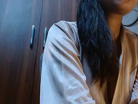 Snapshot of soya_queen chatting on 06/17/26, 10:17 soya queen online show from 06/17/26, 10:17