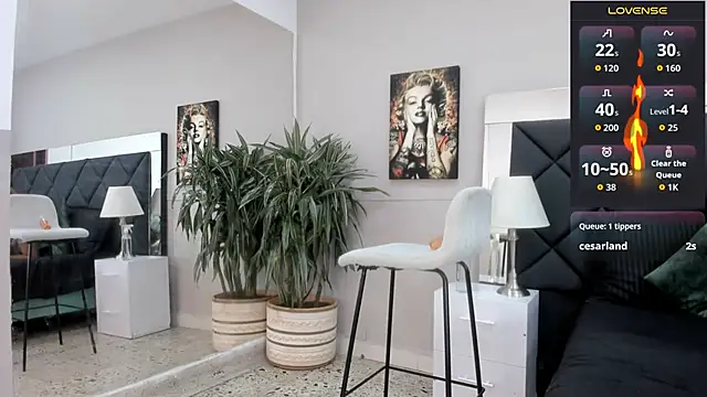 Snapshot of emilio_brandon chatting on 11/10/25, 10:25 emilio brandon online show from 11/10/25, 10:25