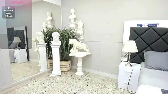 Snapshot of emilio_brandon chatting on 11/30/25, 10:30 emilio brandon online show from 11/30/25, 10:30