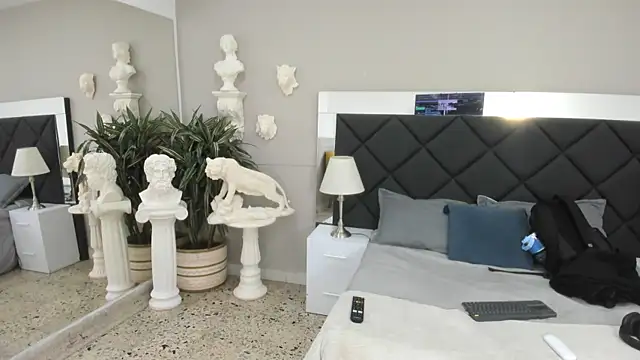 Snapshot of emilio_brandon chatting on 12/01/25, 09:47 emilio brandon online show from 12/01/25, 09:47