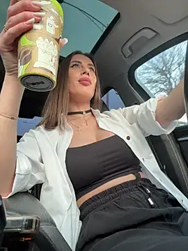  JessyRey  online show from 03/05/26, 05:36