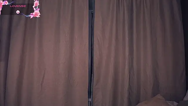 MalvinaKroening online show from 11/22/25, 04:55