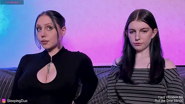 Snapshot of Threesomebabes chatting on 07/31/26, 12:10 Threesomebabes online show from 07/31/26, 12:10