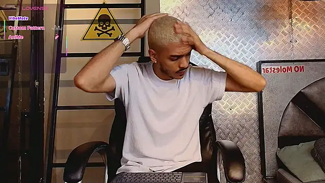 MarcusRain  online show from 10/06/25, 03:37