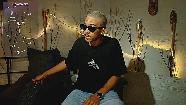 MarcusRain  online show from 11/23/25, 07:46