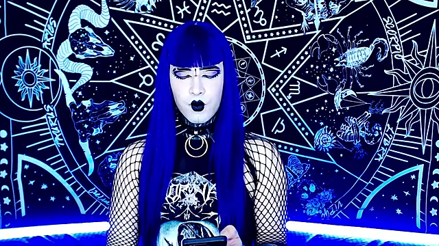 Snapshot of naomi_satan chatting on 12/18/25, 11:55 naomi satan online show from 12/18/25, 11:55