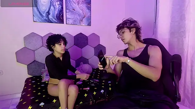 Snapshot of 2006_tgn chatting on 10/14/25, 11:55 2006 tgn online show from 10/14/25, 11:55