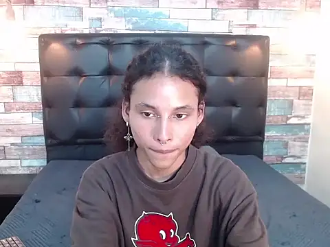 Andrew Landry online show from 10/17/25, 03:58
